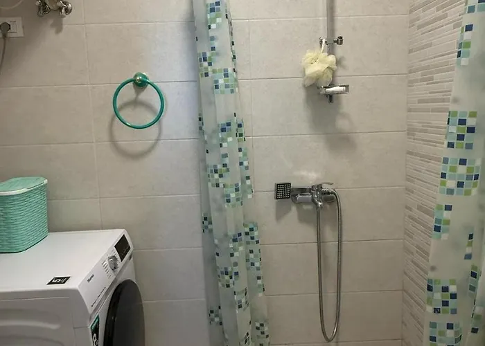 Апартаменты Sea & Pines Apartment- Lalez Bay