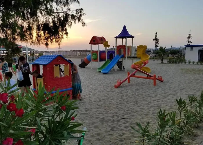 Sea & Pines Apartment- Lalez Bay
